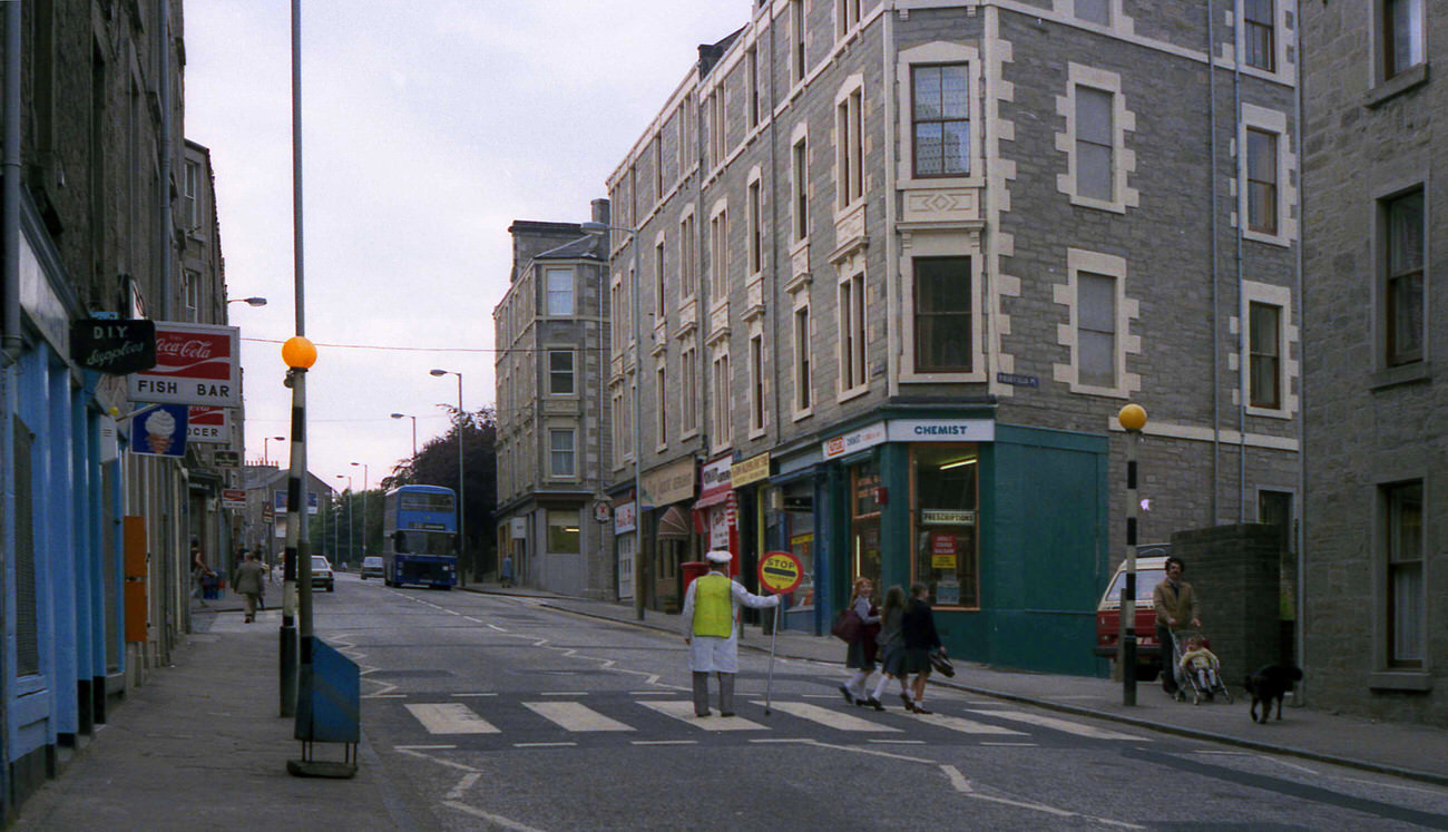 Blackness Road at Rosefield Place, 1984