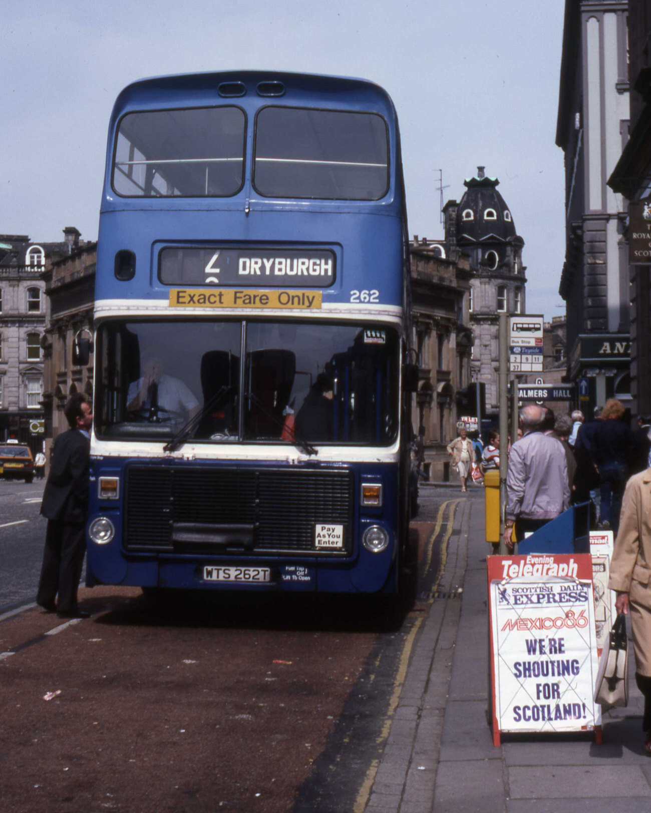 Tayside Volvo Ailsa in Dundee High Street, 1986