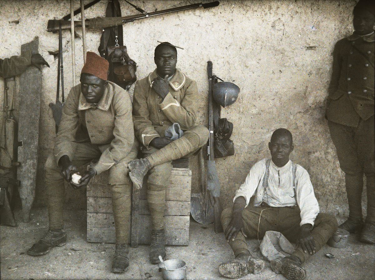 Stepping into a World of Color: Sublime Autochromes from Early 1900s France