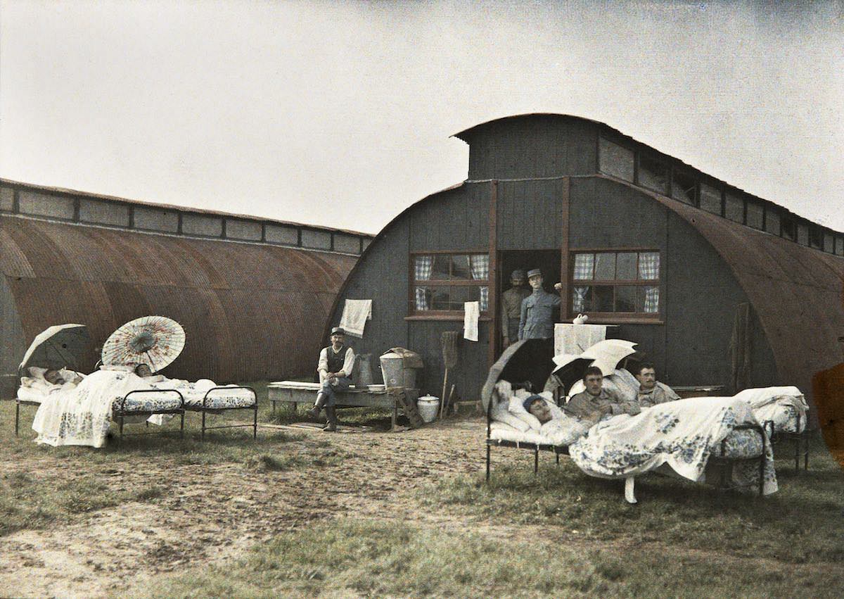 Stepping into a World of Color: Sublime Autochromes from Early 1900s France