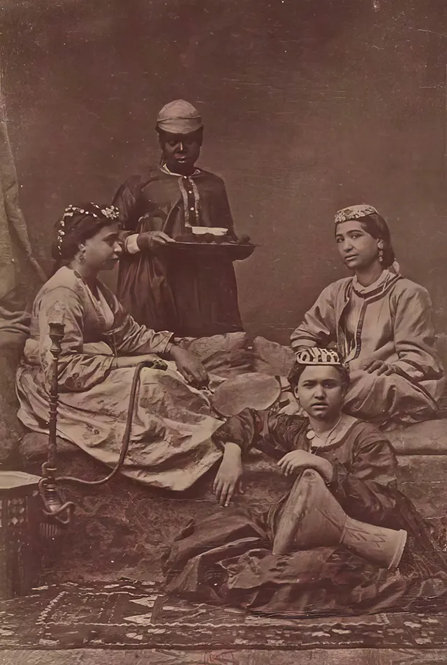 A Glimpse into the Daily Lives of Egyptians in the 1870s through the Lens of Émile Béchard