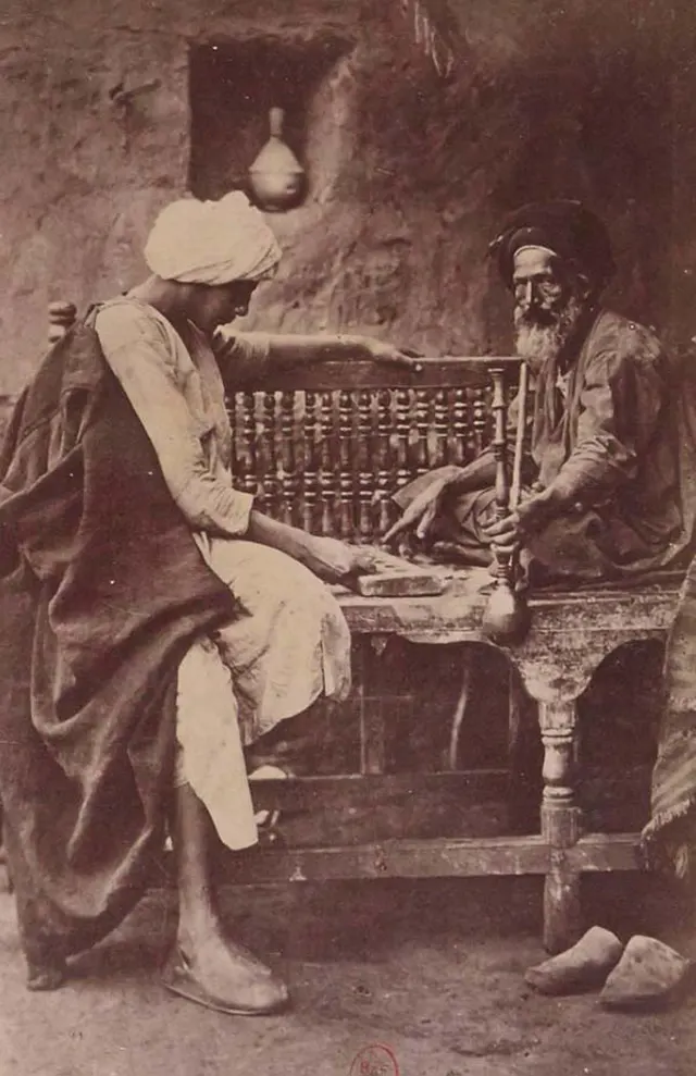 A Glimpse into the Daily Lives of Egyptians in the 1870s through the Lens of Émile Béchard