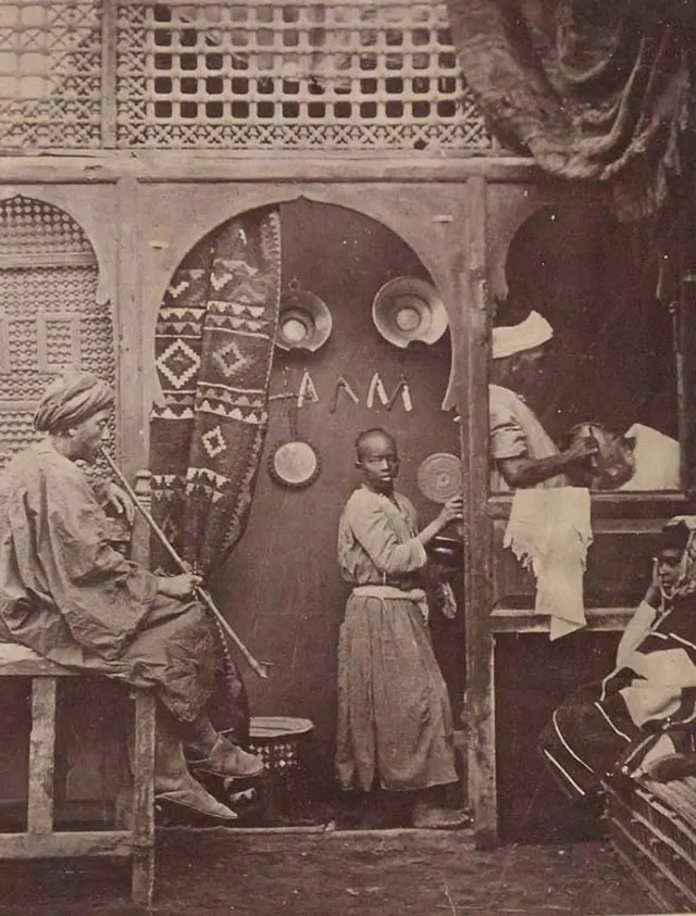 A Glimpse into the Daily Lives of Egyptians in the 1870s through the Lens of Émile Béchard