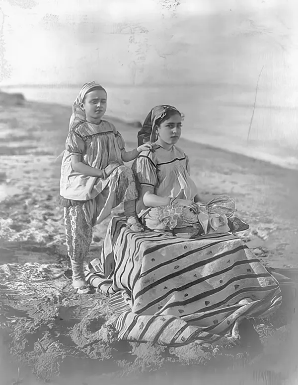 Two Jewish girls on a beach in Tunis, Tunisia, 1860-1890.