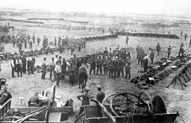 German troops advancing in Ham, France