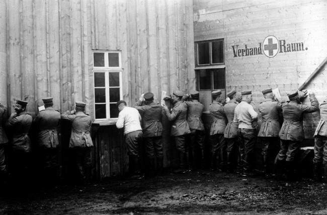 German soldiers write home from the Front, 1915.