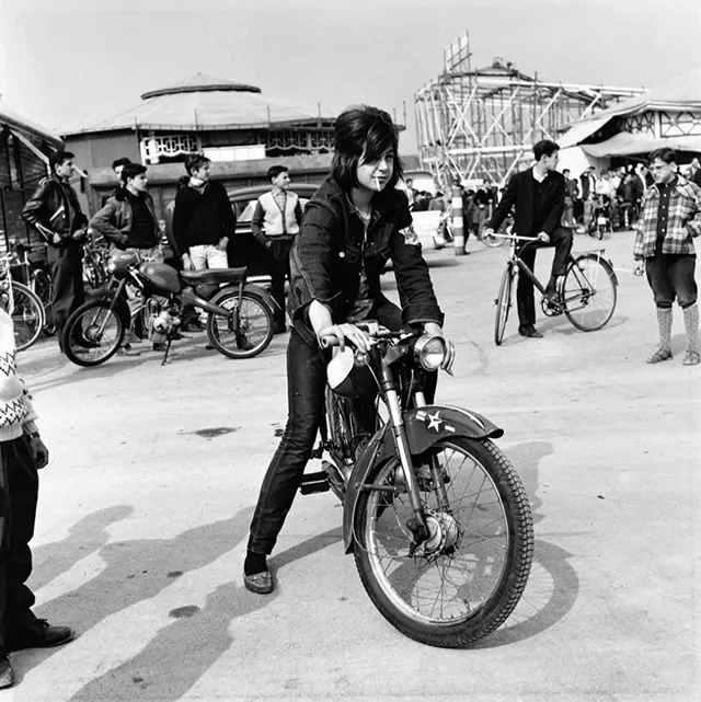 Vintage Photos Showcase the Bold Fashion Choices of Halbstarken Youngsters