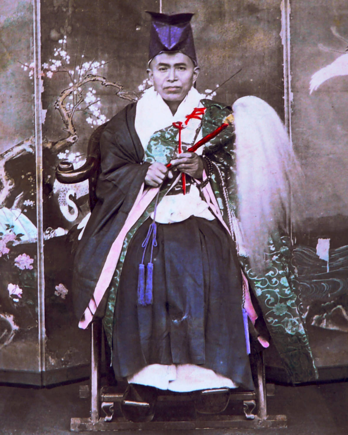 Adolfo Farsari’s Sensational Hand-Coloured Photographs of 19th Century Japan