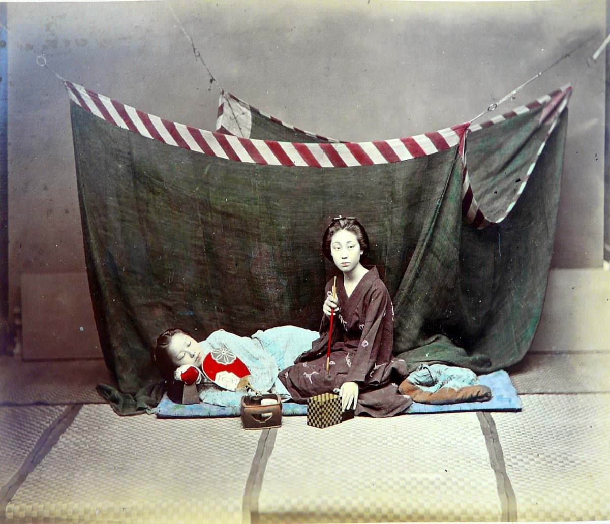 Adolfo Farsari’s Sensational Hand-Coloured Photographs of 19th Century Japan