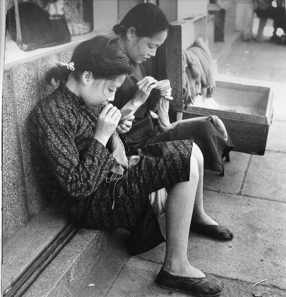 Rare Photos Capture the Last Days of Shanghai Before the Communist Revolution, 1947-1949