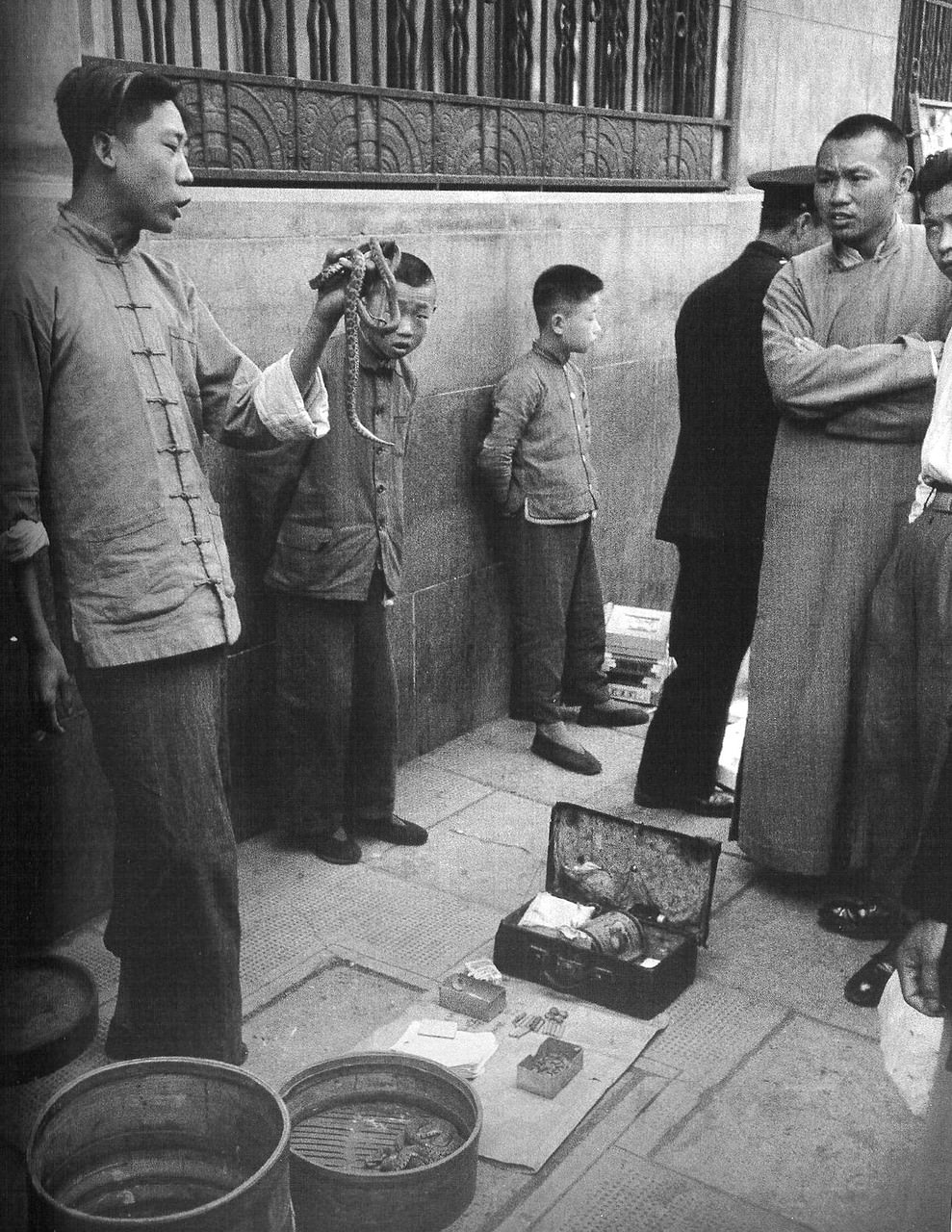 Rare Photos Capture the Last Days of Shanghai Before the Communist Revolution, 1947-1949