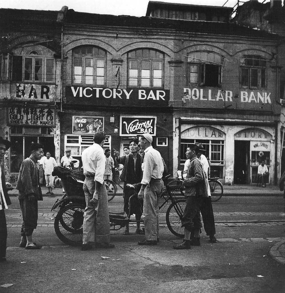 Rare Photos Capture the Last Days of Shanghai Before the Communist Revolution, 1947-1949