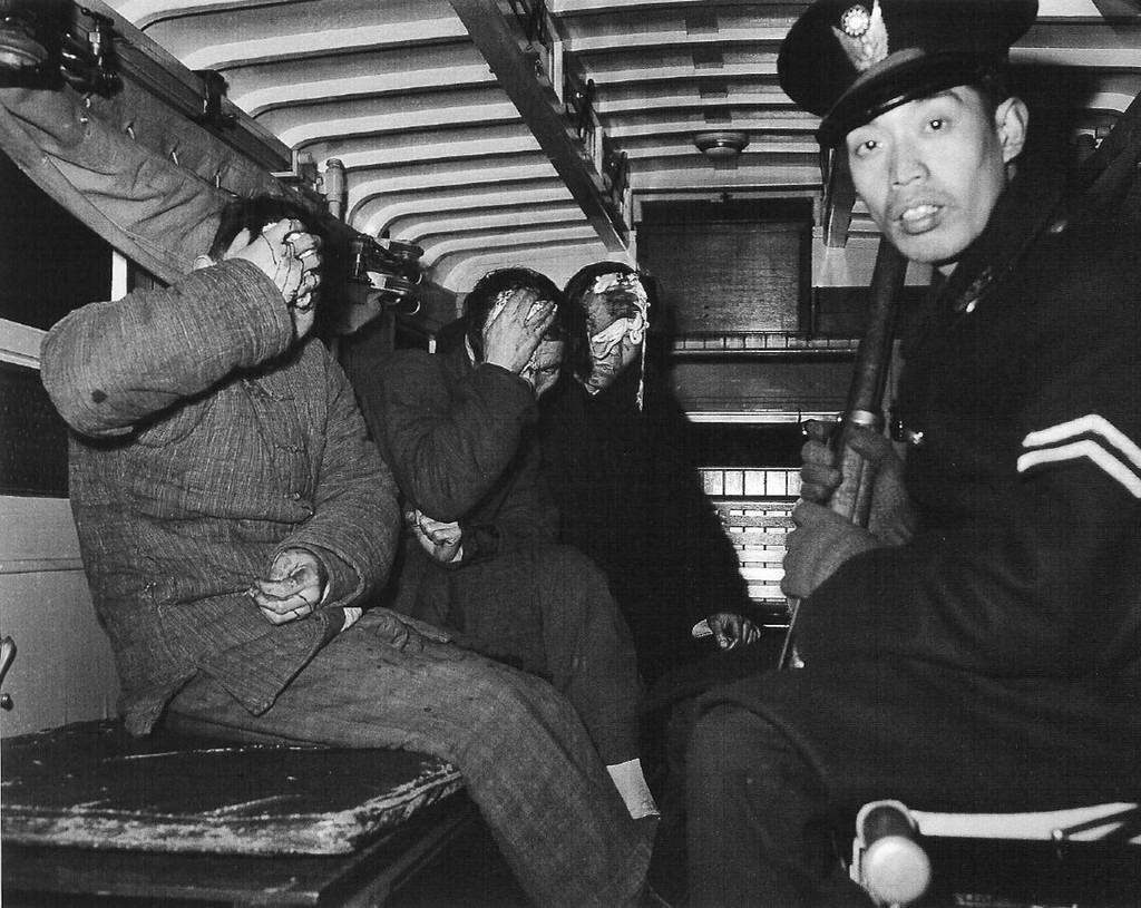 Rare Photos Capture the Last Days of Shanghai Before the Communist Revolution, 1947-1949