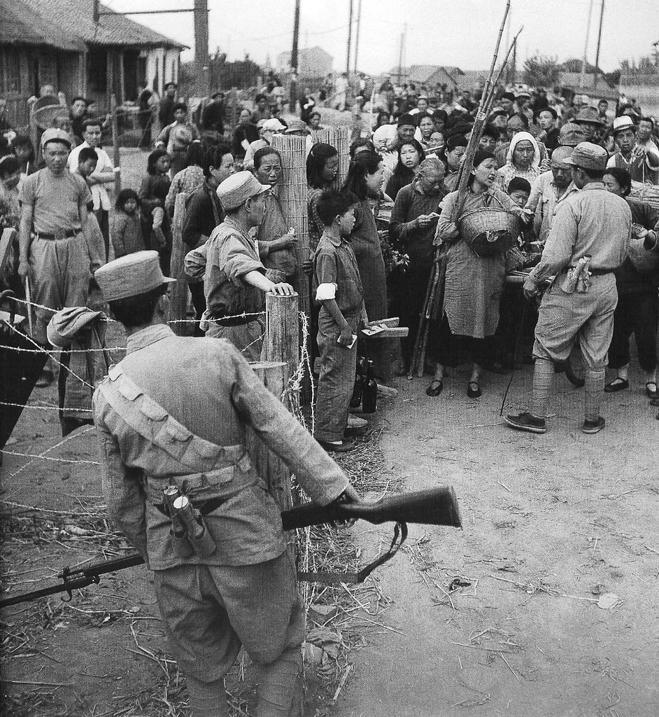 Rare Photos Capture the Last Days of Shanghai Before the Communist Revolution, 1947-1949