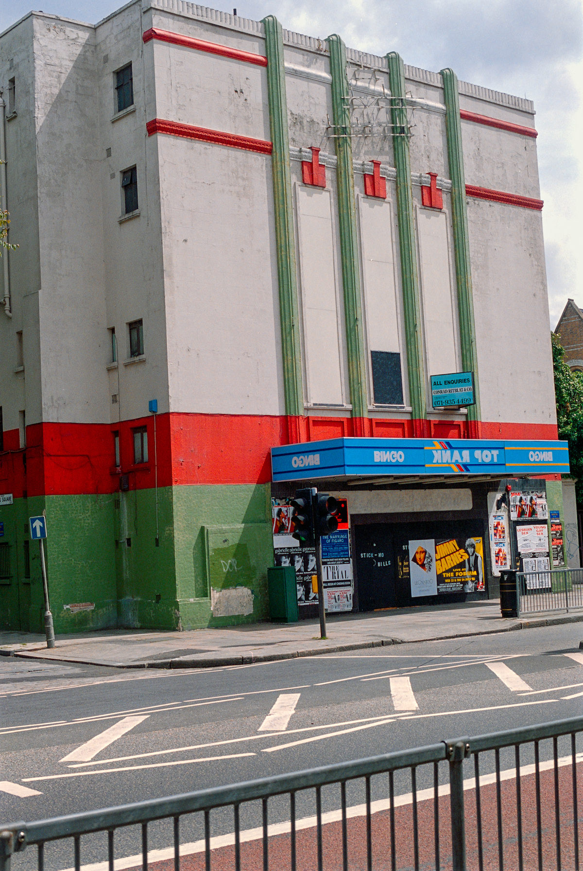 Former Essoldo Cinema, St Thomas Square, Mare St, Hackney, 1993, 93c07-02-46