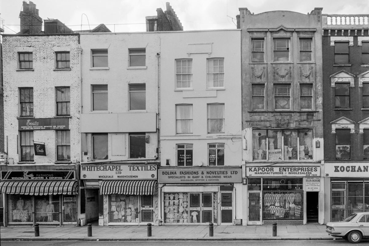 Whitechapel Rd, Whitechapel, Tower Hamlets 86