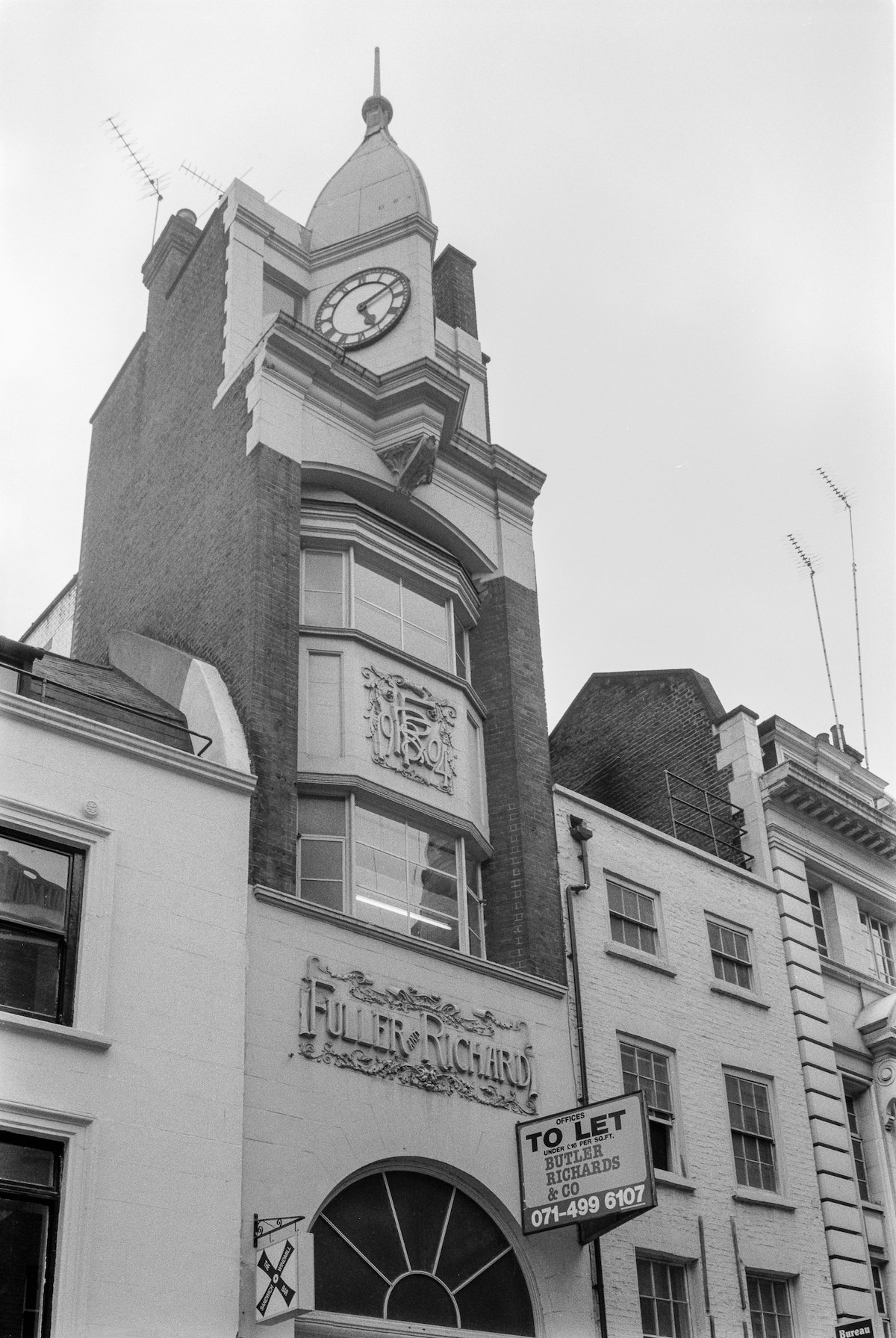 Fuller & Richard, Great Windmill St, Soho, Westminster, 1991