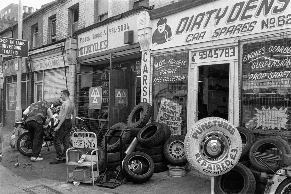 Piston Broke, Dirty Den’s, Car Spares, Ripple Rd, Barking, Barking & Dagenham, 1990