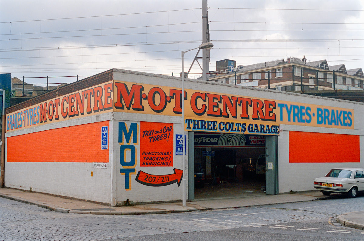 Three Colts Garage, Three Colts Lane, Bethnal Green, Tower Hamlets, 1993