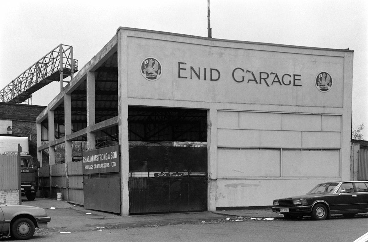 Enid Garage, Old Jamaica Rd, Bermondsey, Southwark, 1988