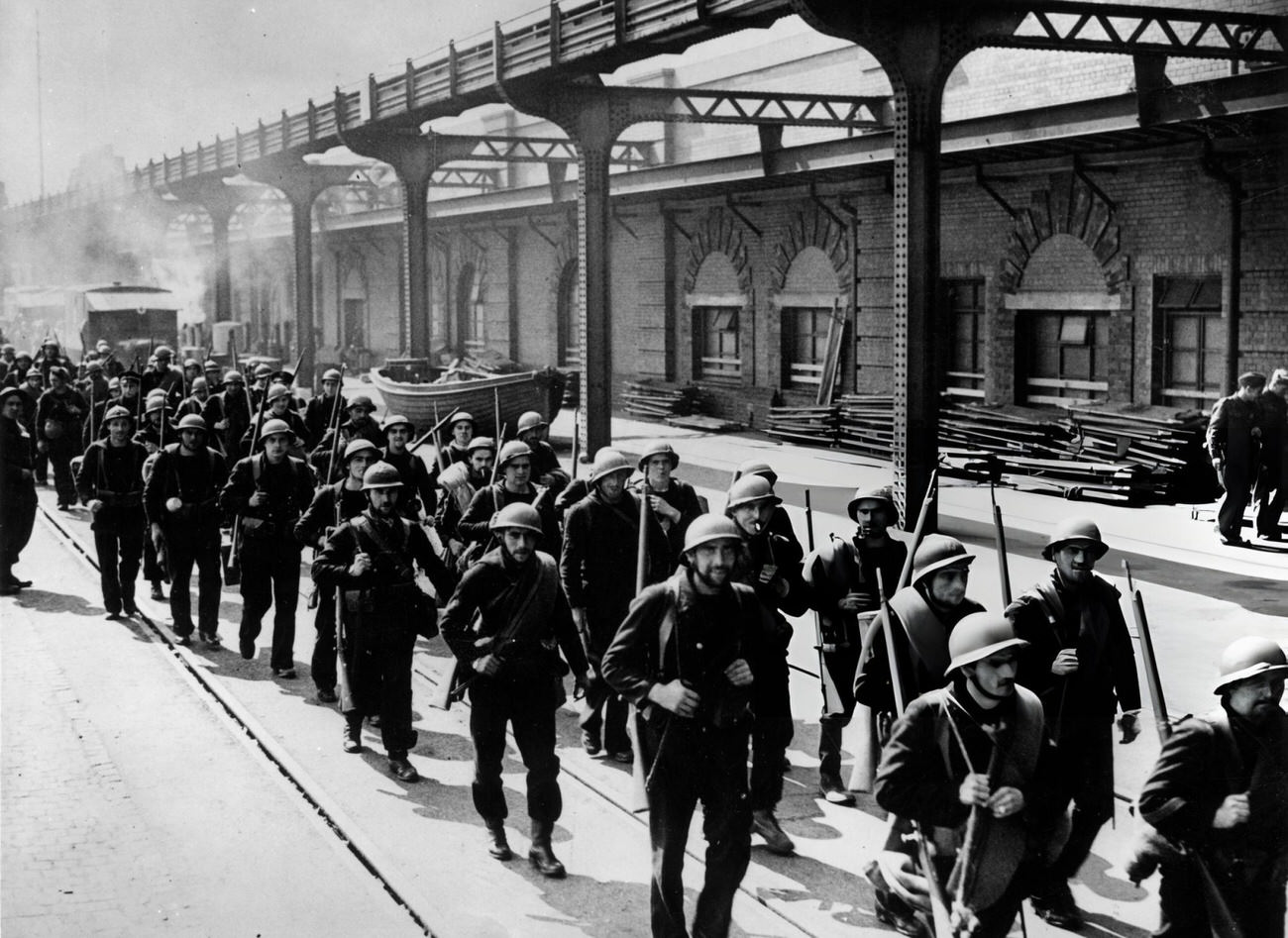 French marines and soldiers arriving in a south coast town in England after evacuation from Dunkirk, 1940.