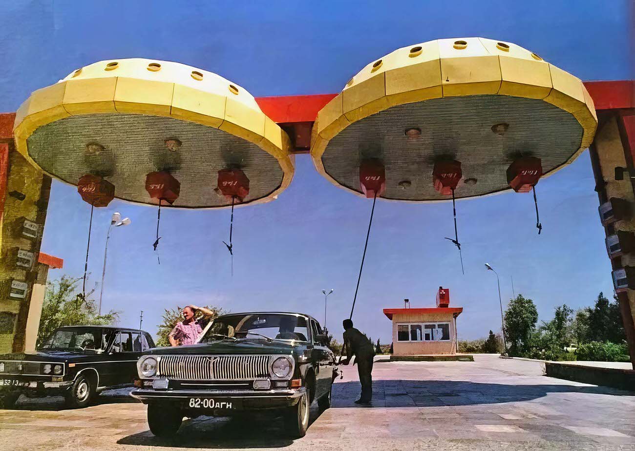 Sputnik-Style Refueling: The Fascinating Story of Soviet Flying Saucer Gas Stations