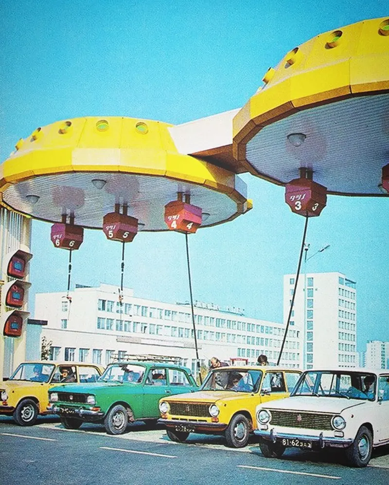 Sputnik-Style Refueling: The Fascinating Story of Soviet Flying Saucer Gas Stations