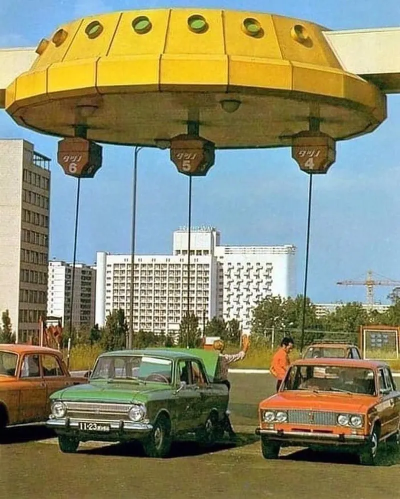 Sputnik-Style Refueling: The Fascinating Story of Soviet Flying Saucer Gas Stations