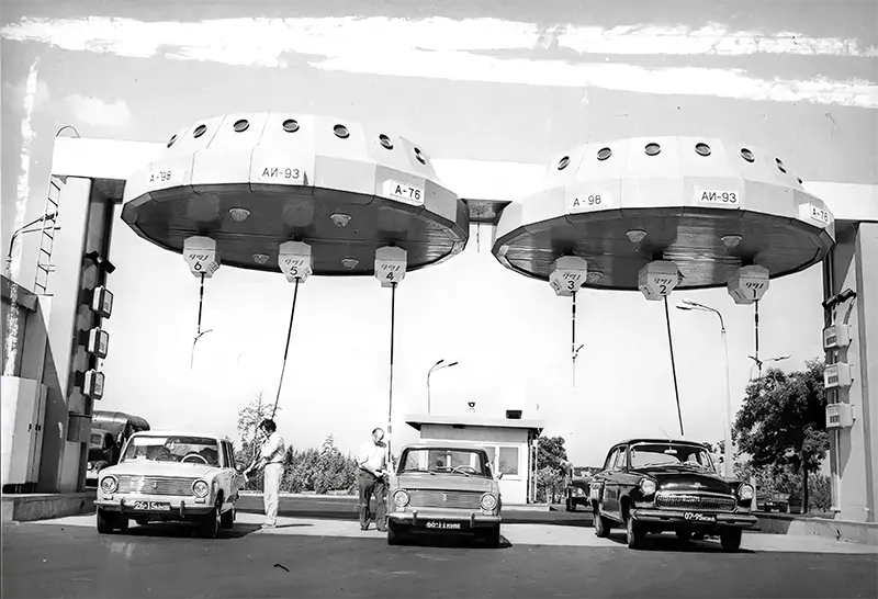 Sputnik-Style Refueling: The Fascinating Story of Soviet Flying Saucer Gas Stations