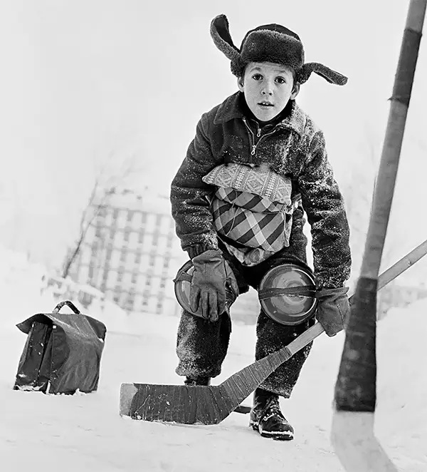 Capturing the Thaw: A Window into the Changing Soviet Landscape of the 1960s through Vladimir Lagrange's Photographs