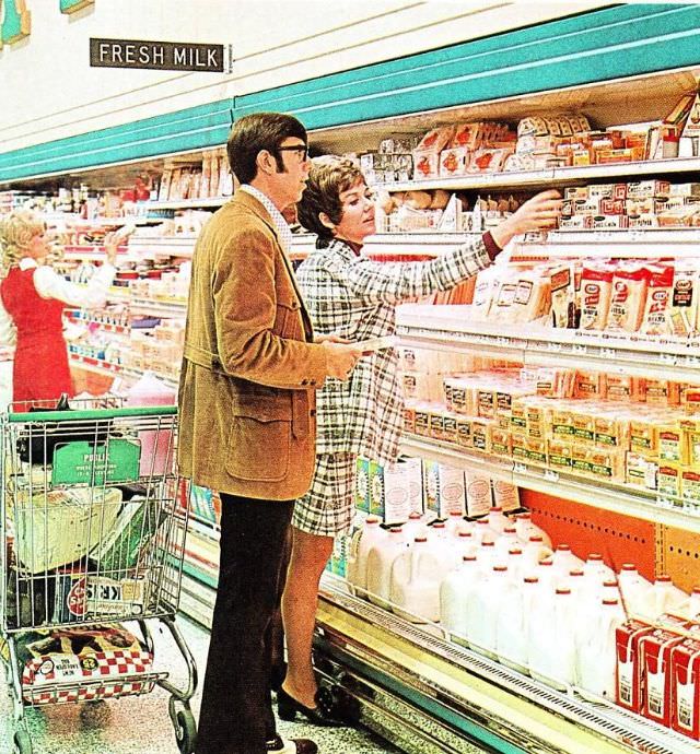 Couple in dairy section, 1969.