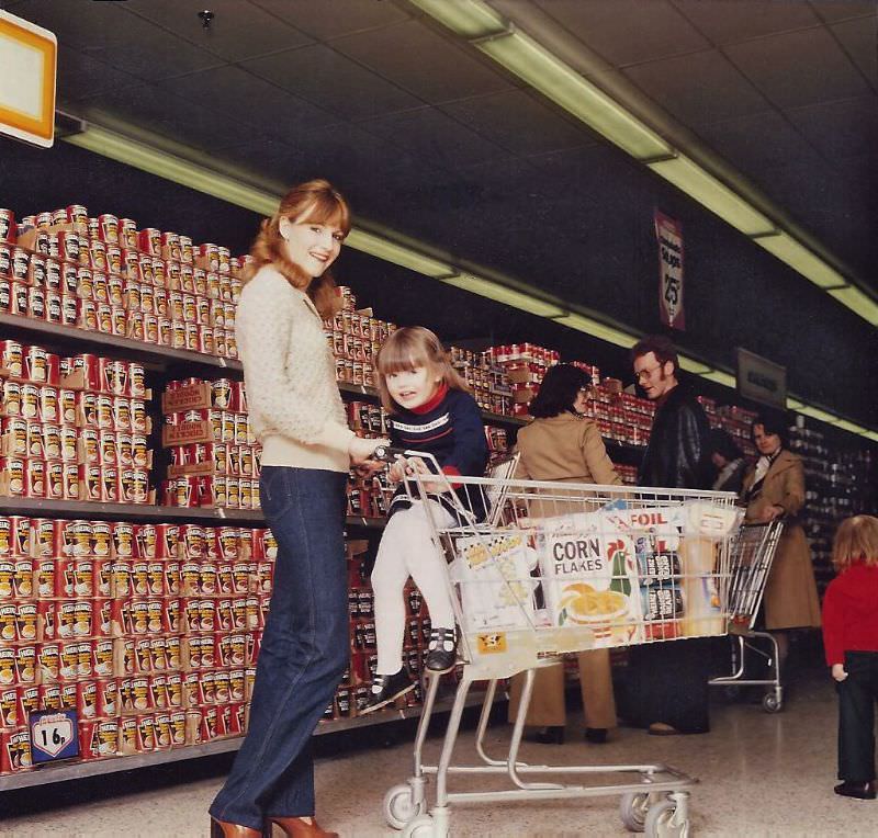 Grocery shopping in the 1970s.