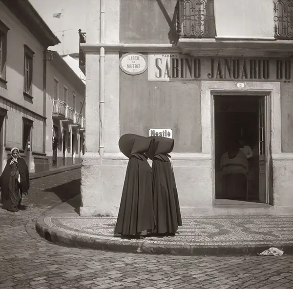 The Azorean Hood: Historical Photos of Portuguese Women in their Traditional Hooded Capes