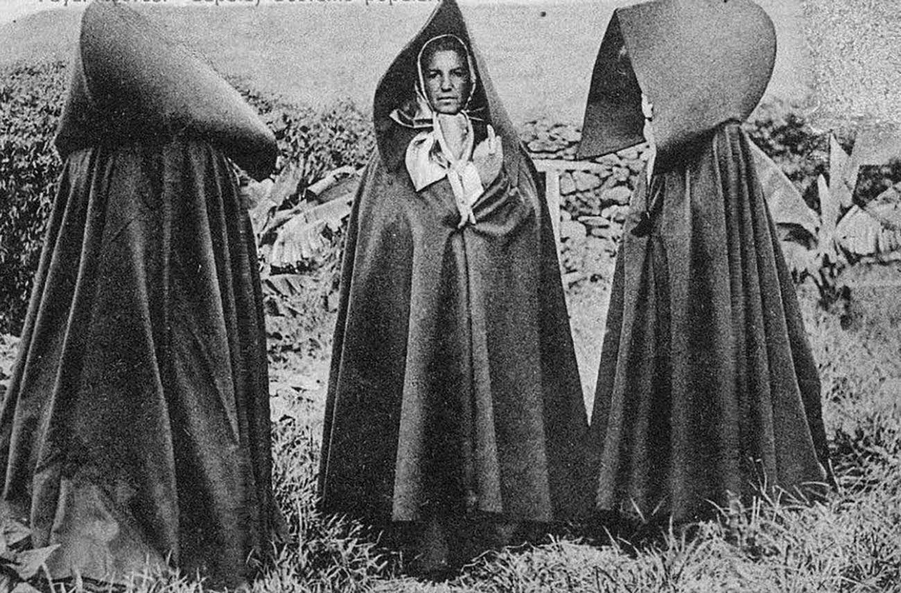 The Azorean Hood: Historical Photos of Portuguese Women in their Traditional Hooded Capes