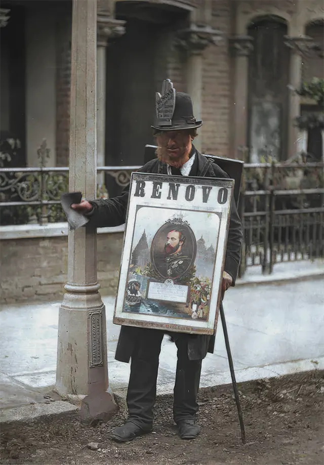 A London boardman distributes flyers, 1890s.