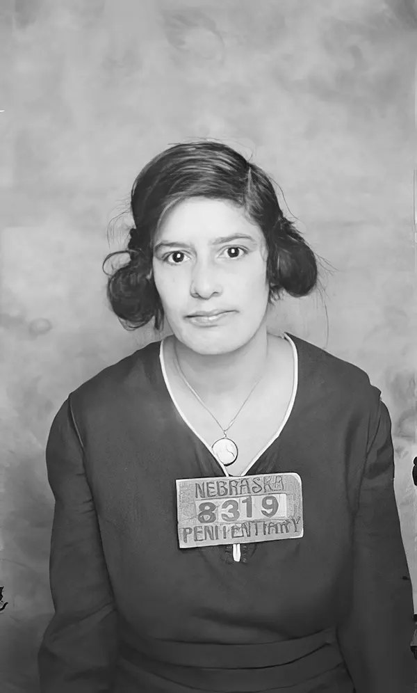 Lola Lopez was arrested after her partner, Cicerio Estrada, robbed and killed a man in the Null Rooming House of Sidney, Nebraska, on January 9, 1922. The pair fled but were caught in Colorado. During the trial, Lopez, through an interpreter, pleaded not guilty but admitted she knew about the murder. She served a little over two years.