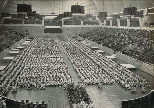 From Nazi Inspiration to National Movement: The Surprising Story of How the Women's League of Health and Beauty Shaped Fitness Culture