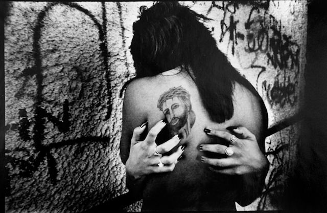 The Soul of the City of Angels: Cesaretti's Intimate Glimpses of Life in 1970s Los Angeles