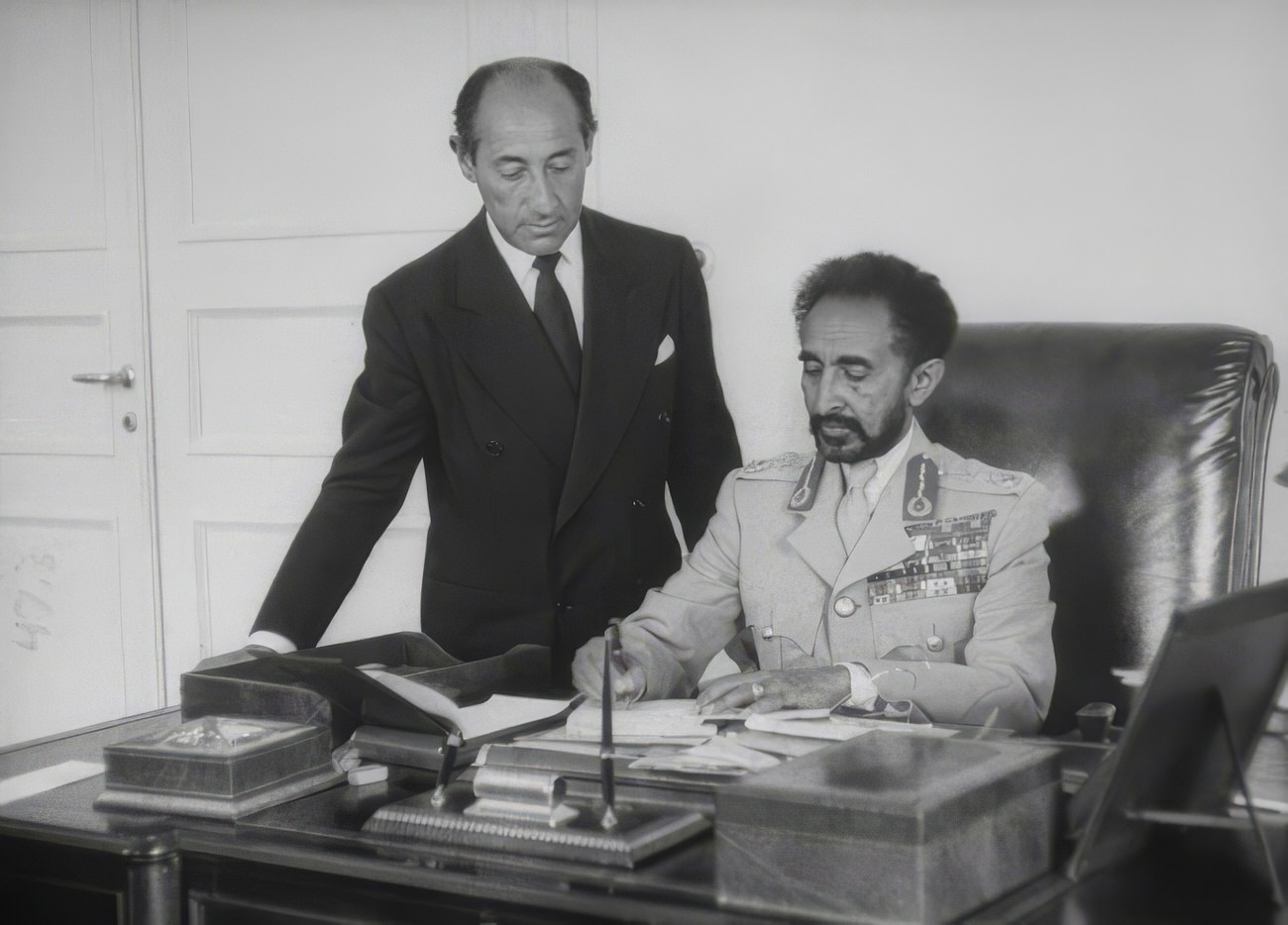 Alfred Eisenstaedt and Emperor of Ethiopia Haile Selassie, Addis Ababa, 1955.