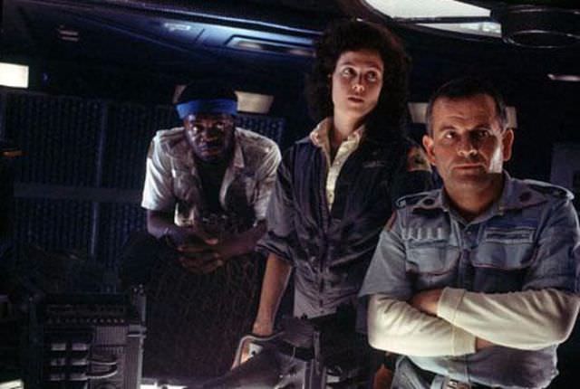 Stunning Behind-the-Scenes Photos from the Making of Alien (1979)