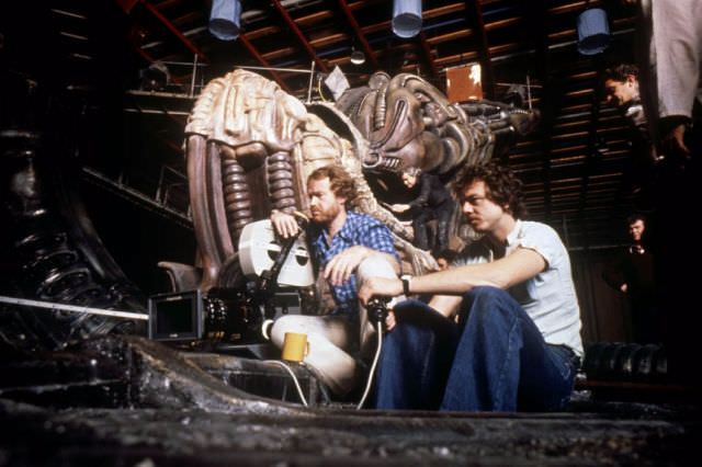 Stunning Behind-the-Scenes Photos from the Making of Alien (1979)