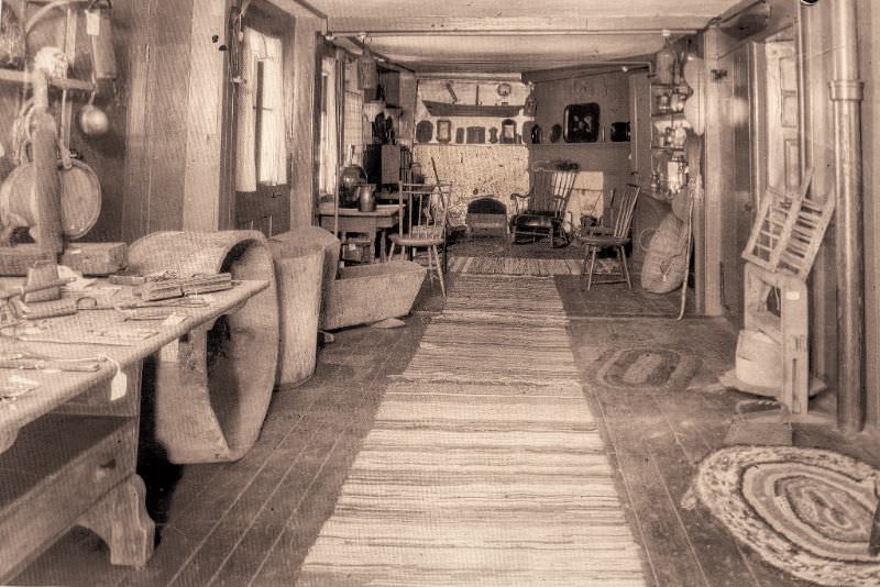 The kitchen of the Allis-Bushnell House, 1924