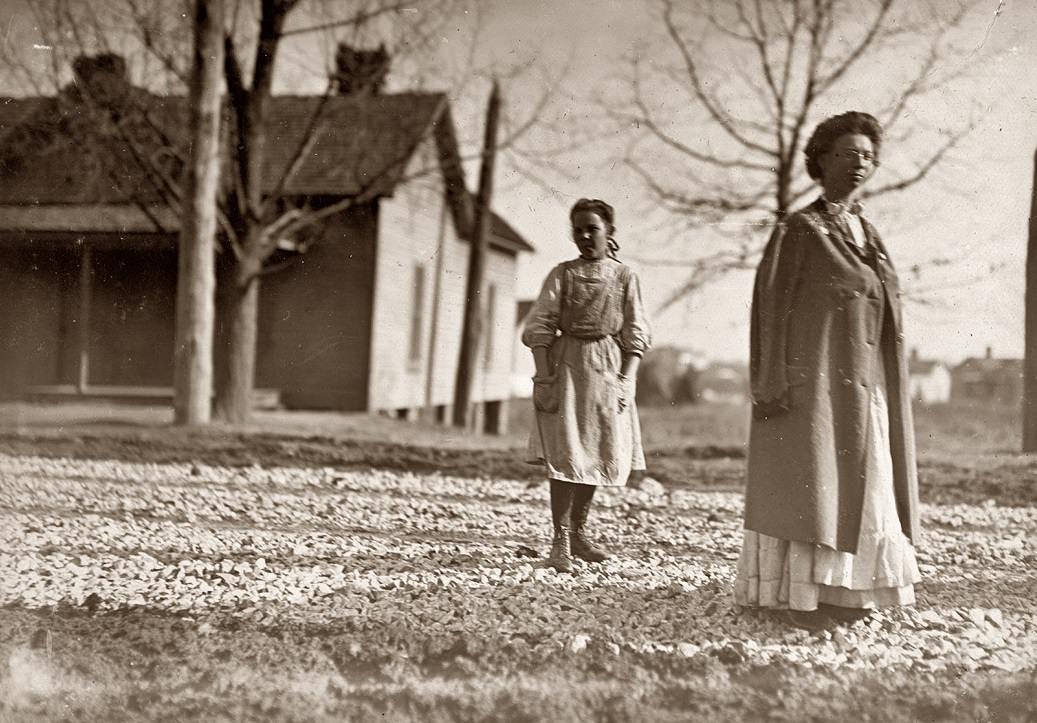 Innocence Lost: Vintage Photographs of America's Children in the Early 1900s