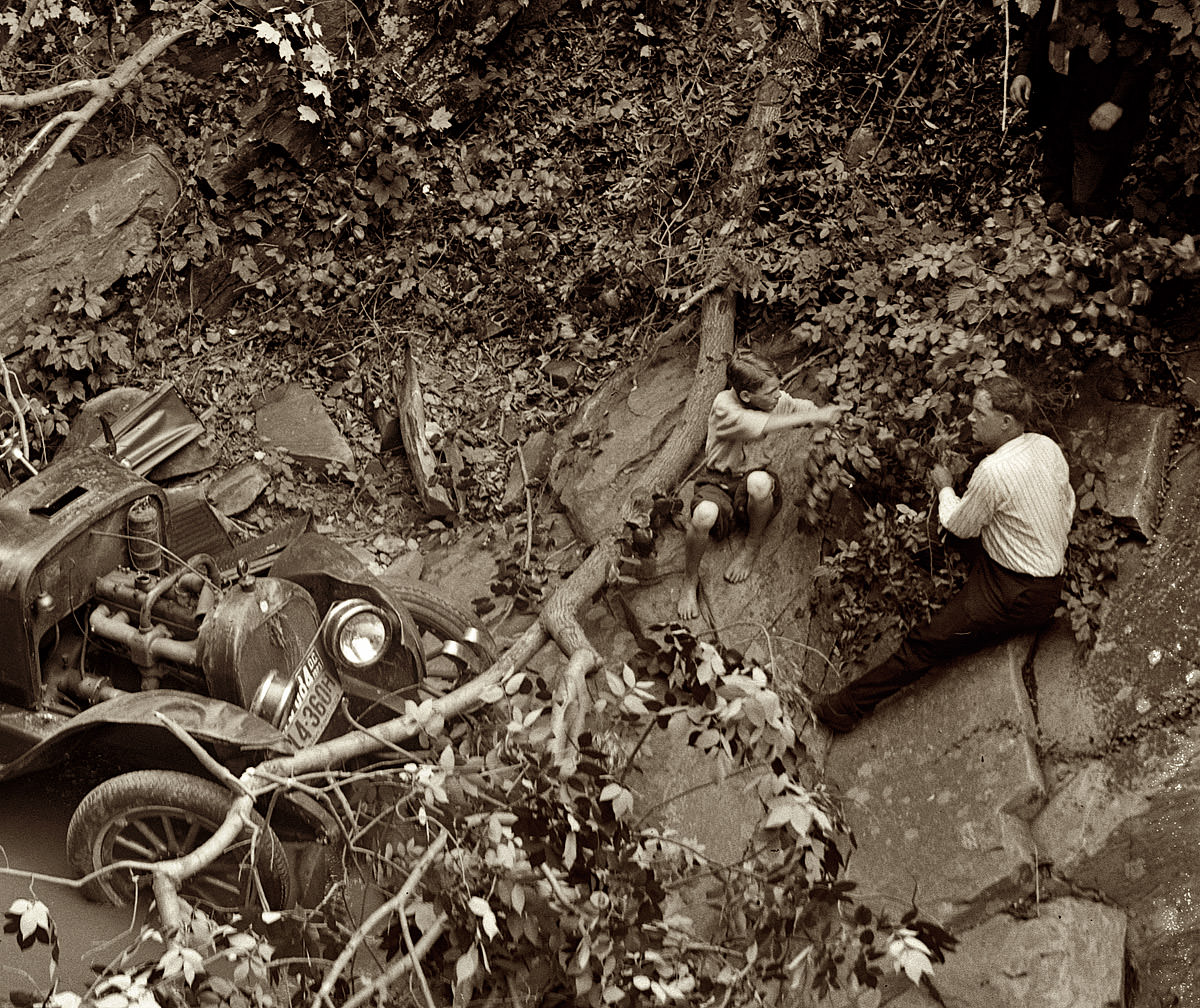 Innocence Lost: Vintage Photographs of America's Children in the Early 1900s