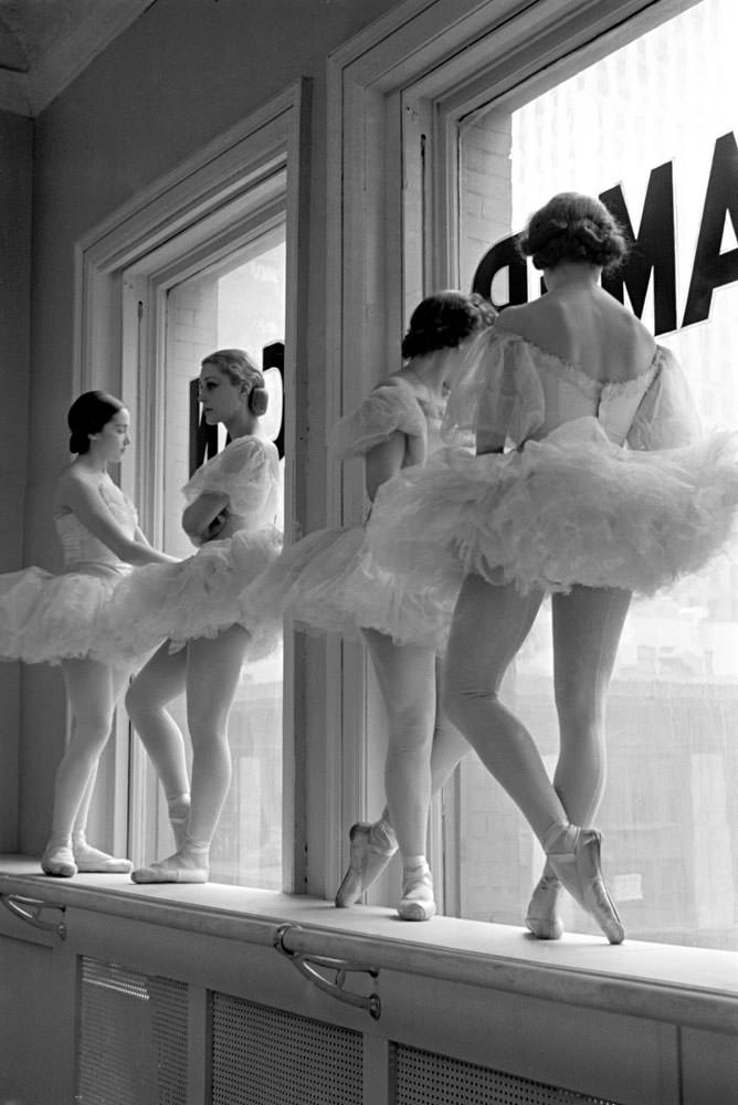 Photos Capture the Grace and Determination of Ballet Dancers at New York's School of American Ballet, 1936