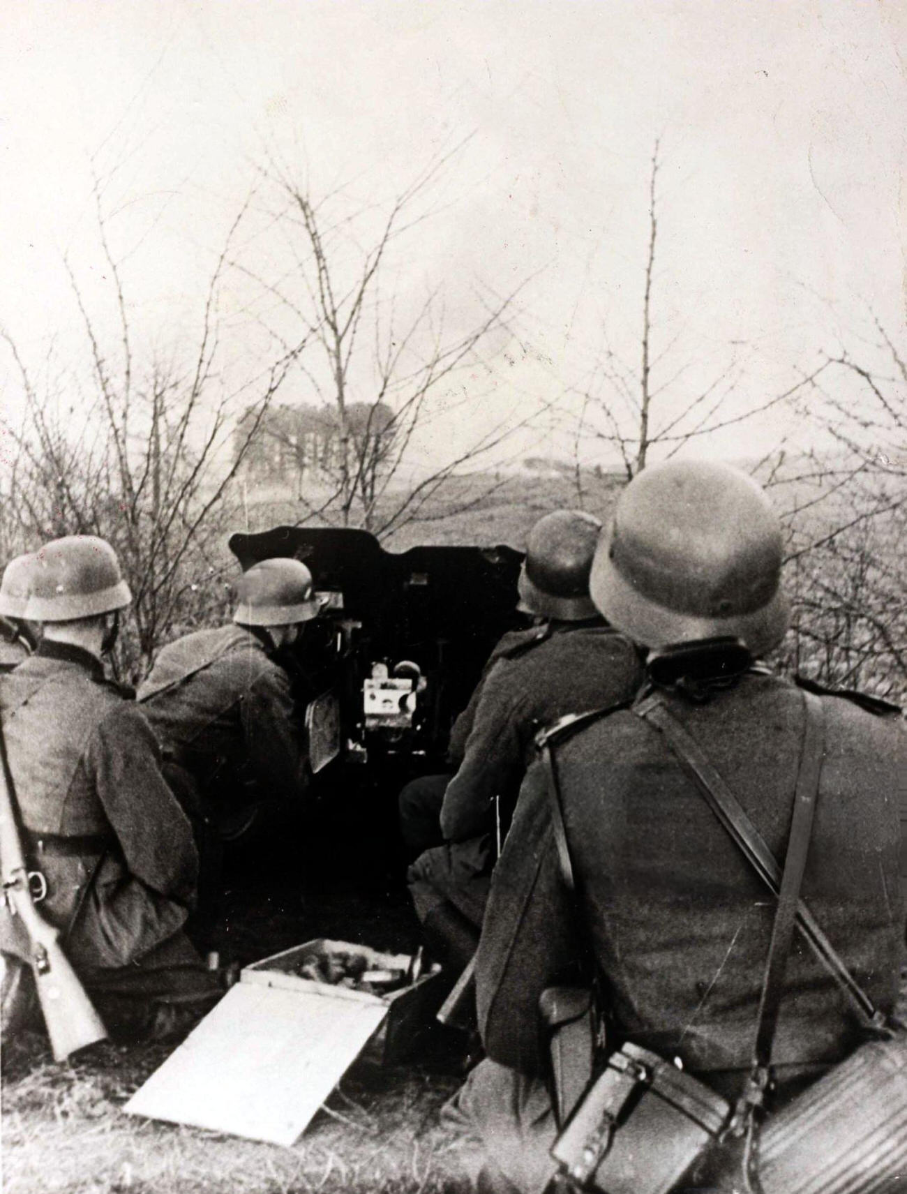 German troops in action during the Battle for Stalingrad, 1942.