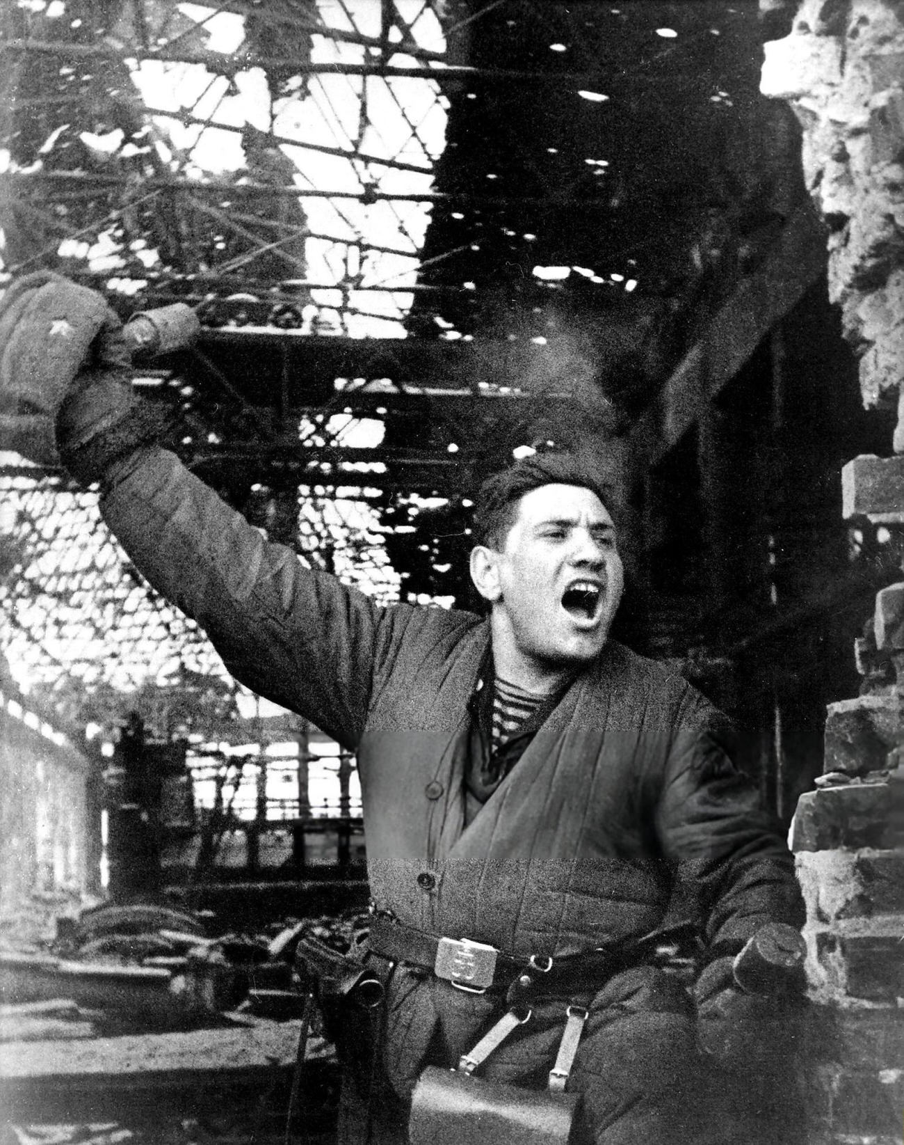 A Soviet soldier during the Battle of Stalingrad, 1942.