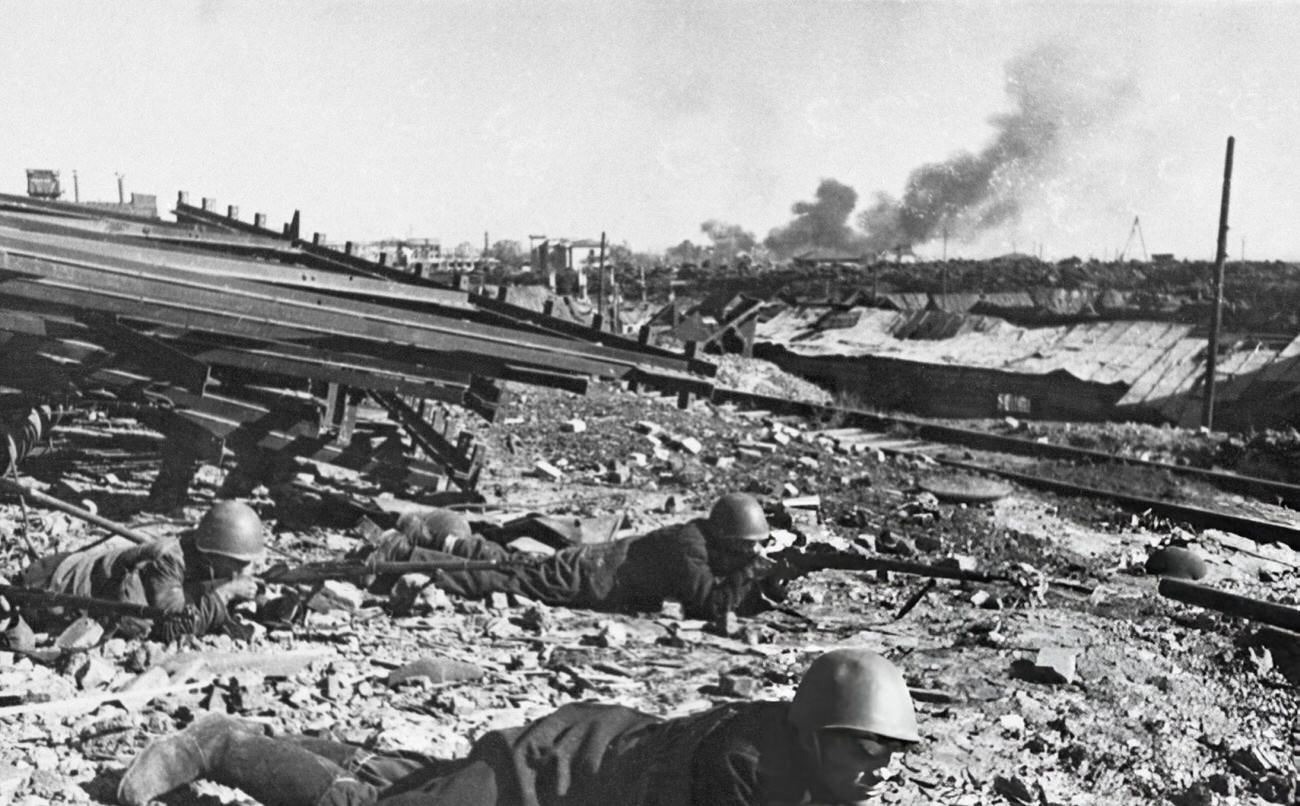 Members of a worker's battalion defend their plant from the Nazi onslaughts on the outskirts of Stalingrad, 1942.