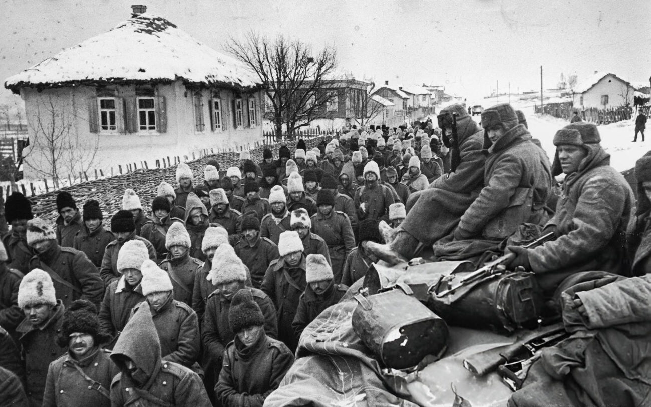 Romanian POWs from the Battle of Stalingrad, 1942.