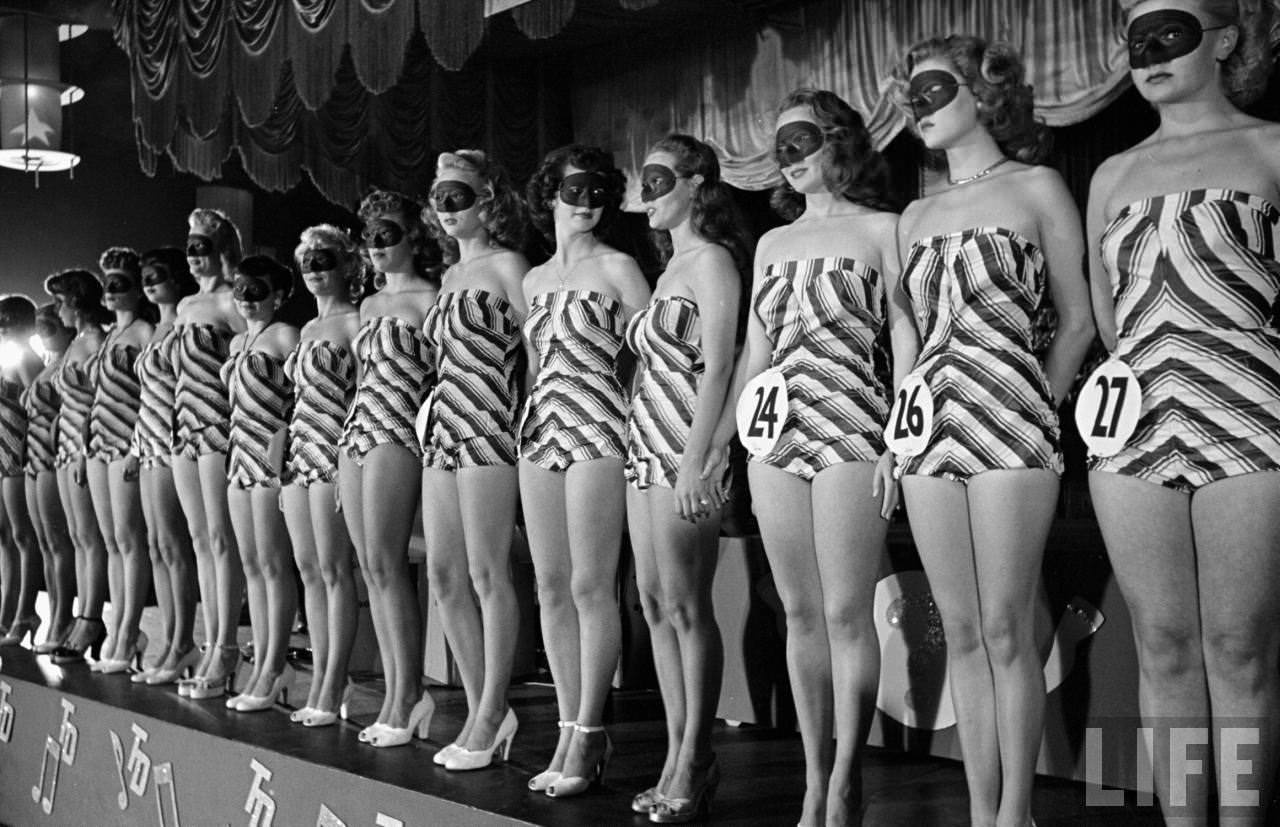 Legs for Days: A Look Back at the 1949 Beautiful Legs Competition in Los Angeles